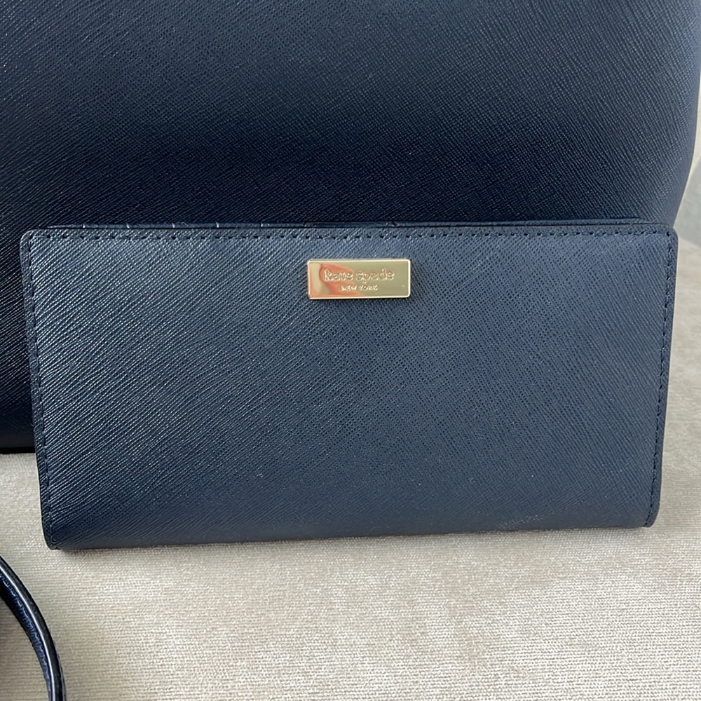 Kate Spade | Laurel Way Evangelie + Wallet - Picture 4 of 8